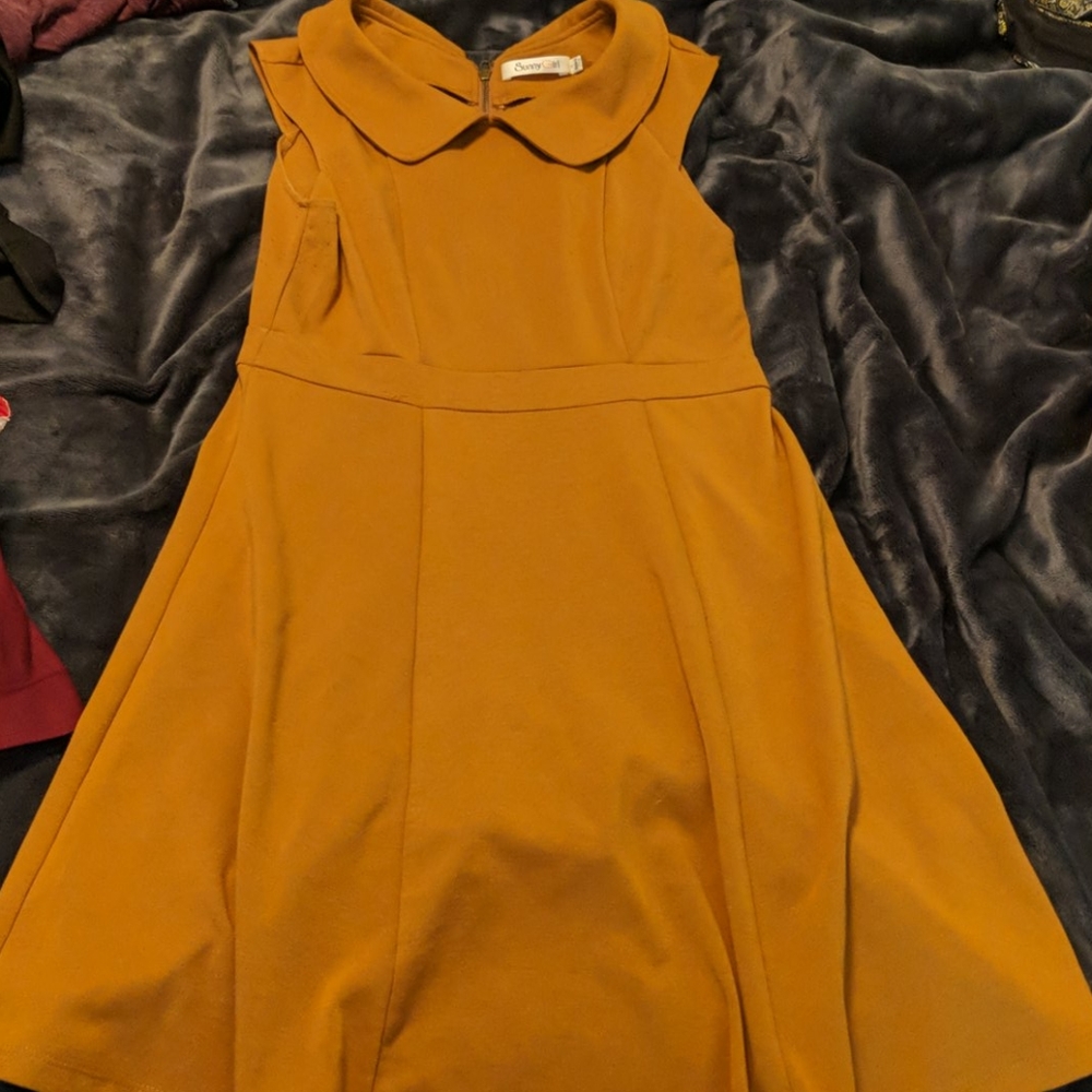 Sunny Girl Modcloth retro Peter Pan collar dress